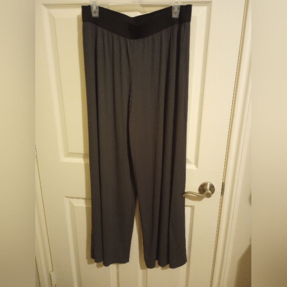 Woman's Pants Alfani Pleated Green bottoms sz M